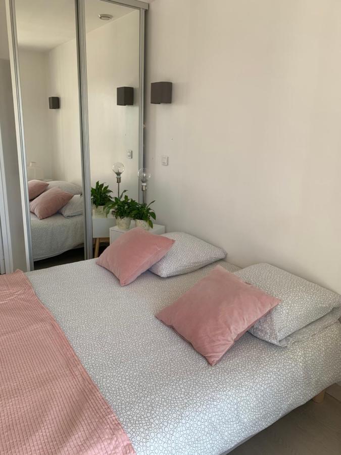 Casabina Appartement Entre Disney Et Paris Chelles  Bilik gambar